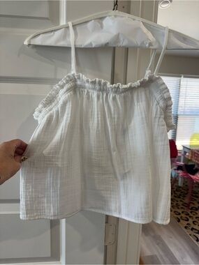 Old Navy White Gauze Spaghetti Strap Tank Top